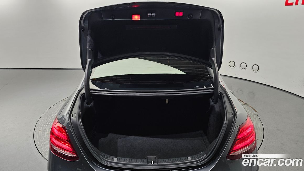 Mercedes-Benz E-Class 2017