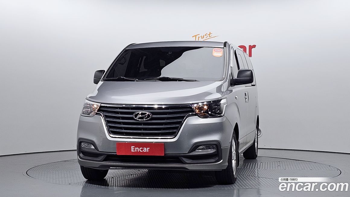 Hyundai Starex 2019
