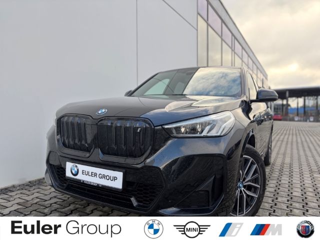 BMW iX1 2023