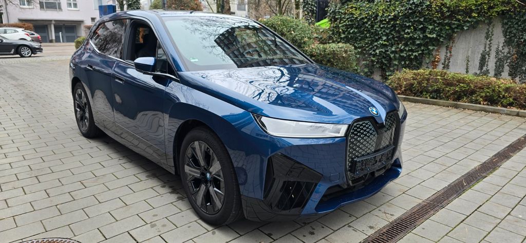 BMW iX 2024