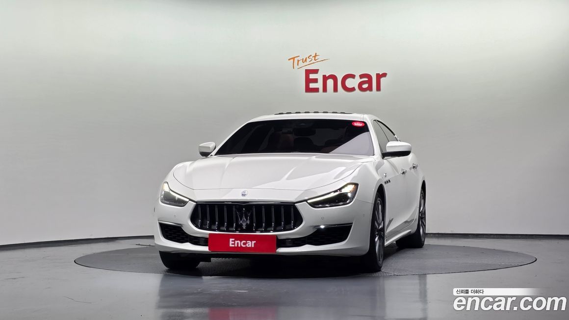 Maserati Ghibli 2022