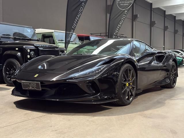 Ferrari F8 2022