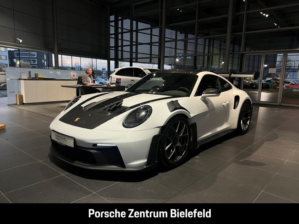 Porsche 992 2023