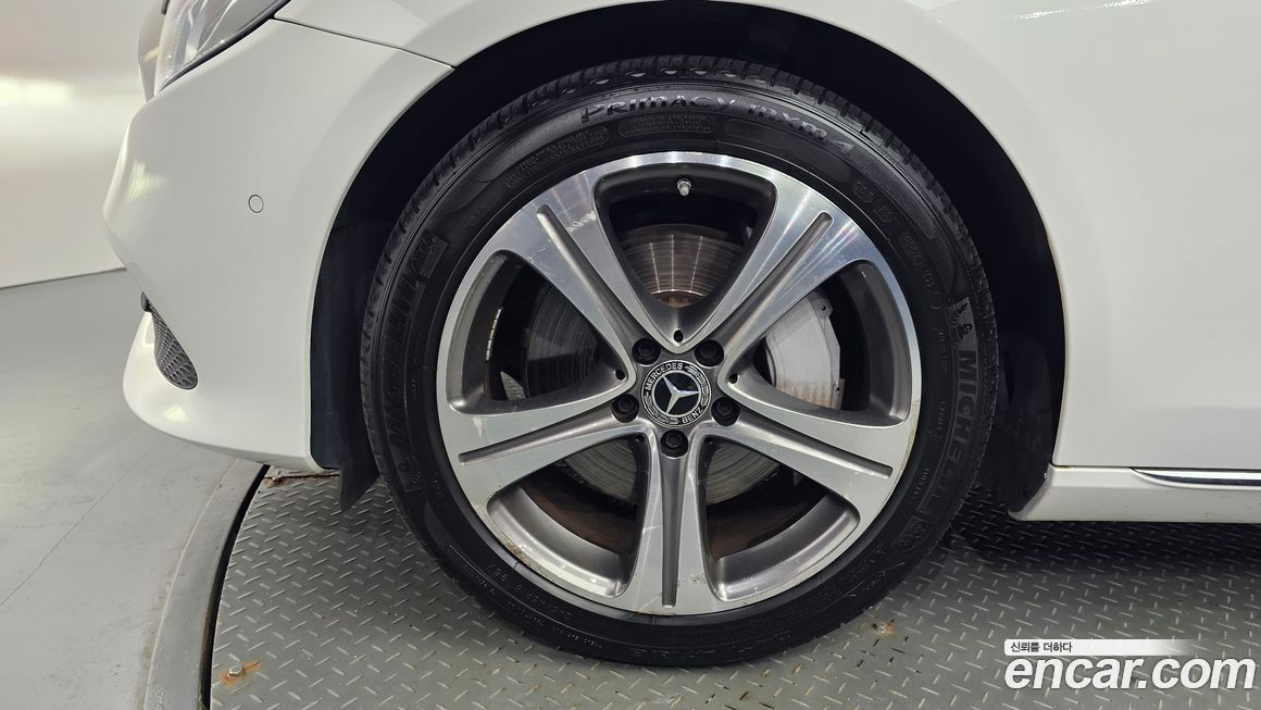 Mercedes-Benz E-Class 2017