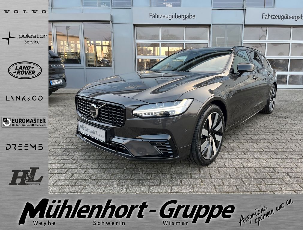 Volvo V90 2025