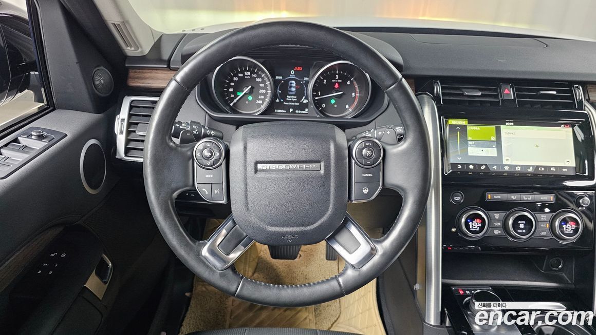 Land Rover Discovery 2017