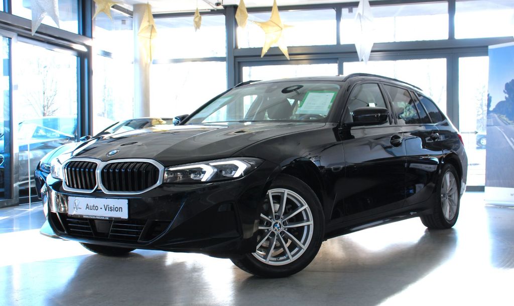 BMW 318 2022