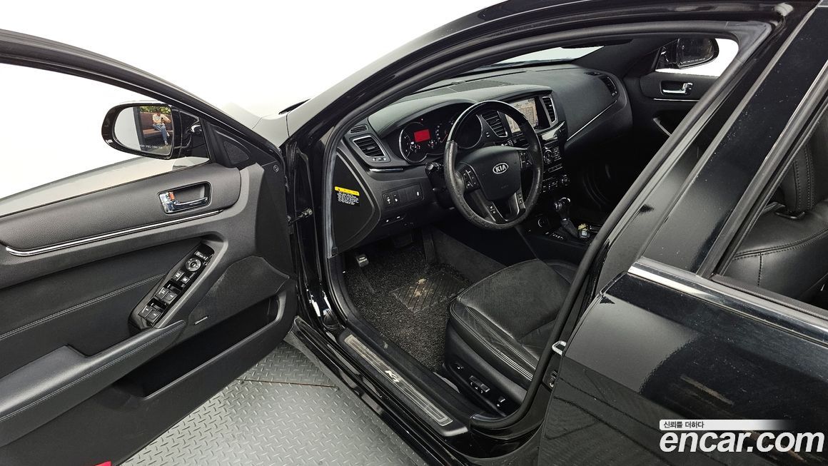 Kia K7 2011
