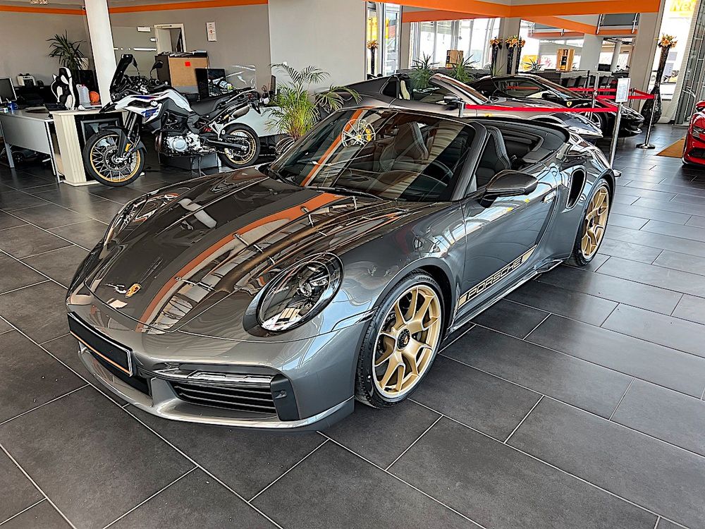 Porsche 992 2023