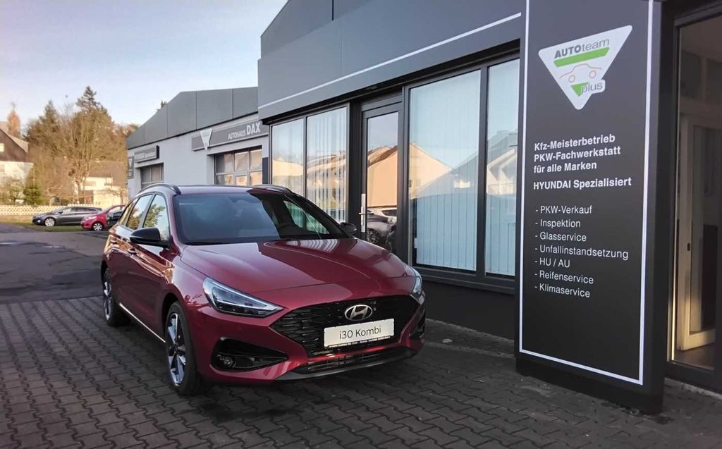 Hyundai i30 2025