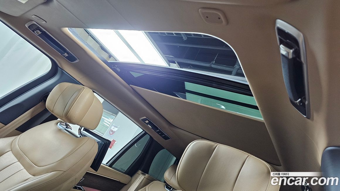 Land Rover Range Rover 2024