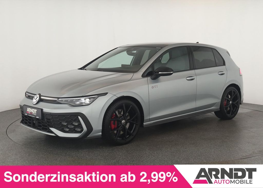 Volkswagen Golf 2025