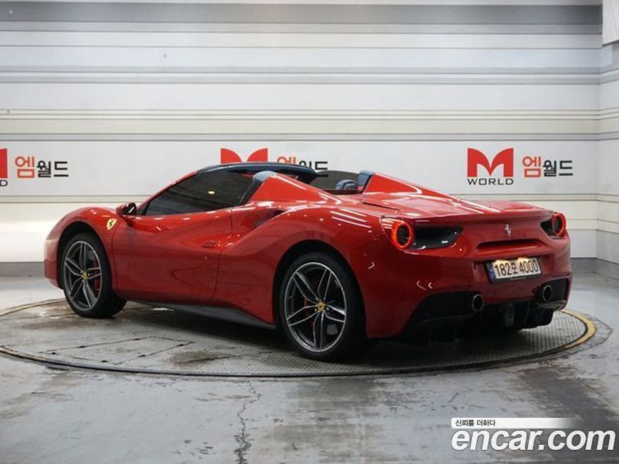 Ferrari 488 2019
