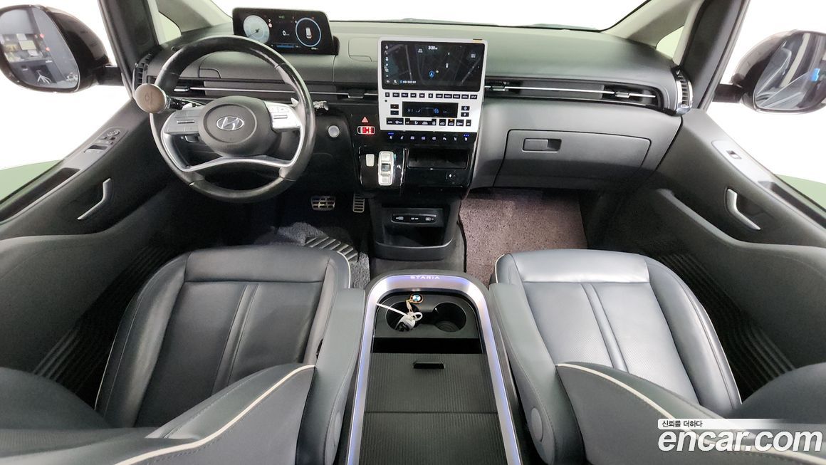 Hyundai Staria 2022