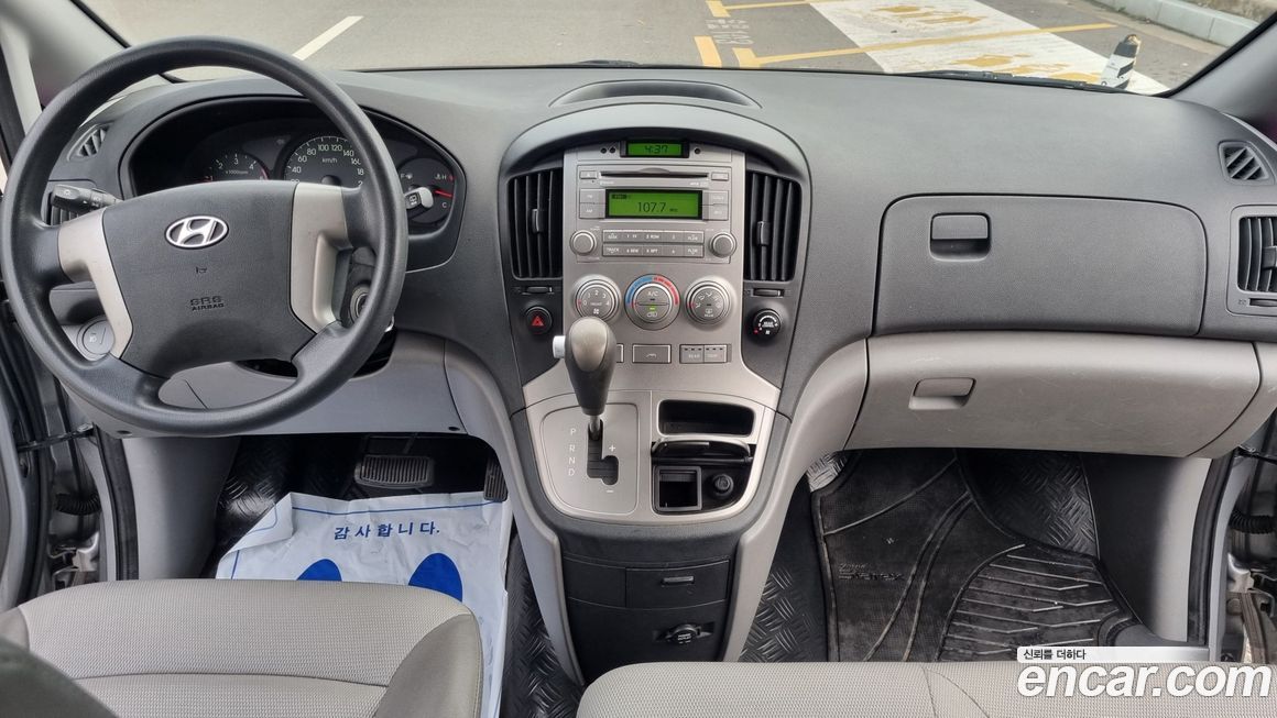 Hyundai Starex 2011