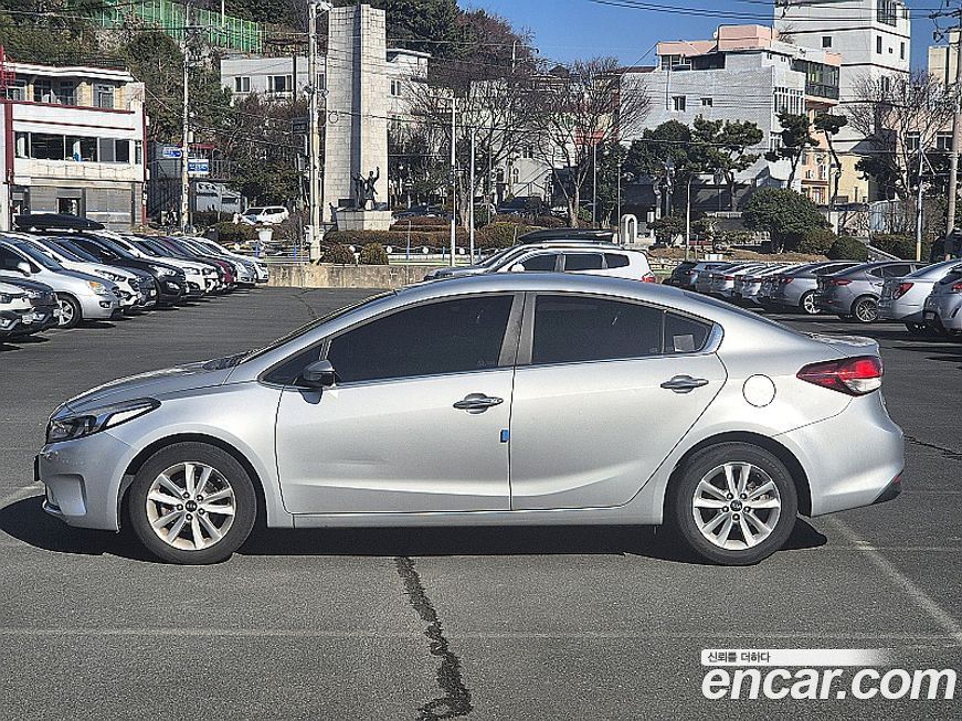 Kia K3 2016