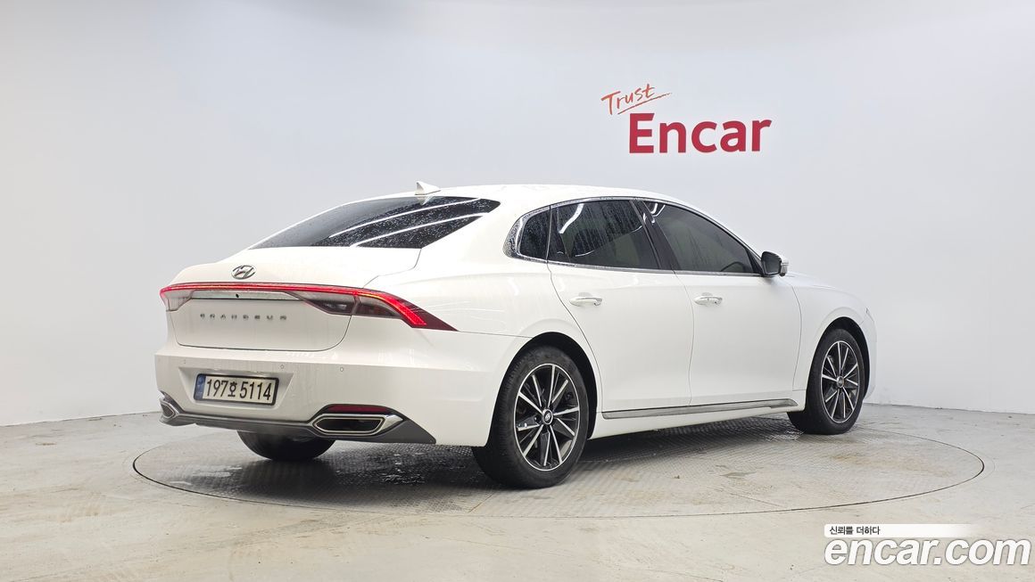 Hyundai Grandeur 2022