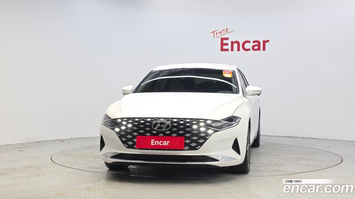 Hyundai Grandeur 2022