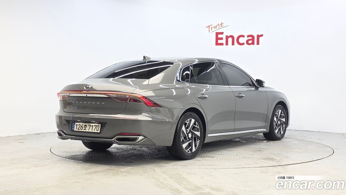 Hyundai Grandeur 2022