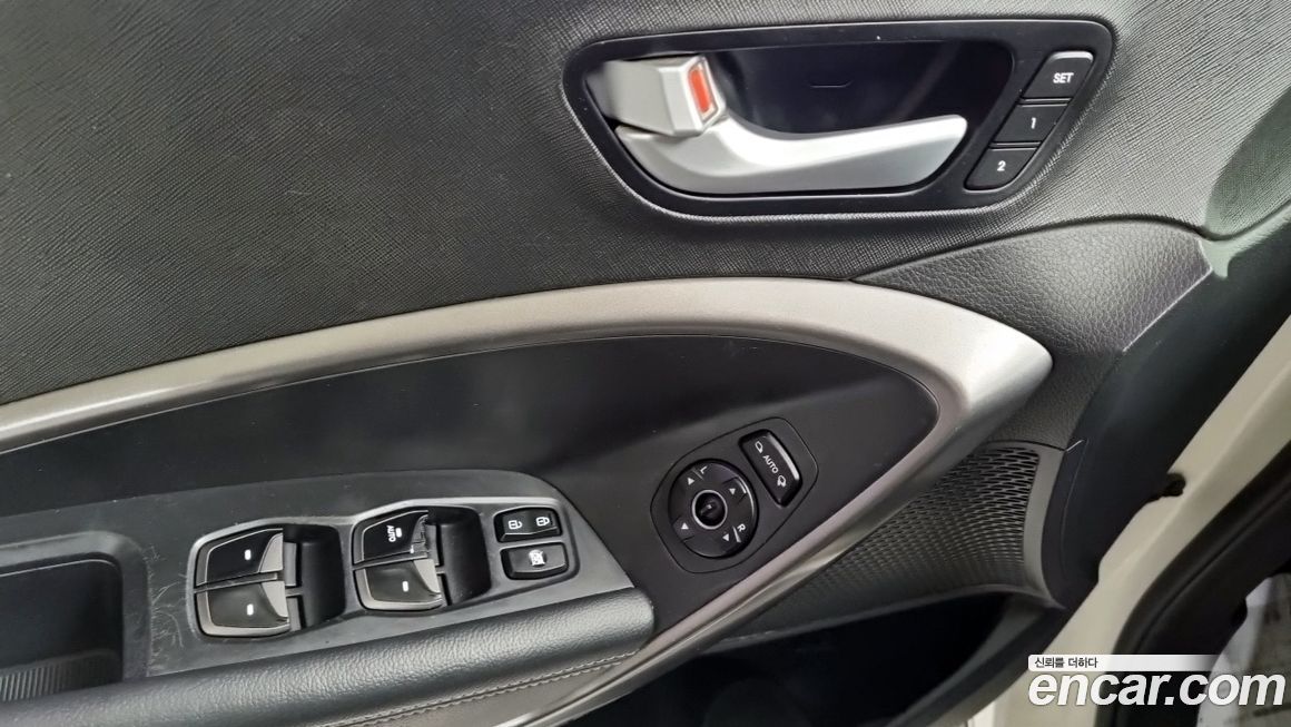 Hyundai Santafe 2015