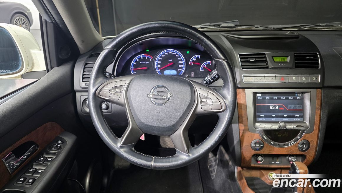 KG_Mobility_Ssangyong Rexton 2016