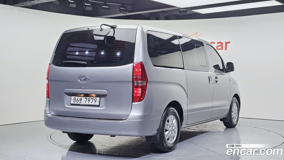 Hyundai Starex 2017