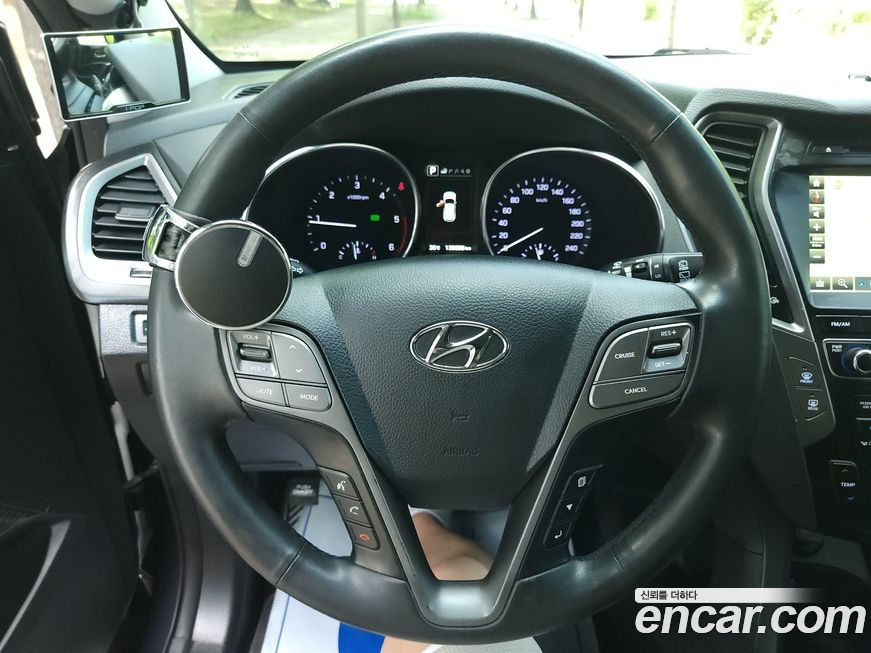 Hyundai Santafe 2016