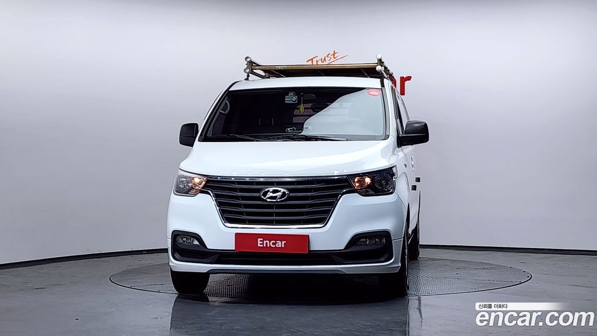 Hyundai Starex 2019