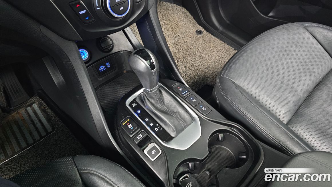 Hyundai Santafe 2016