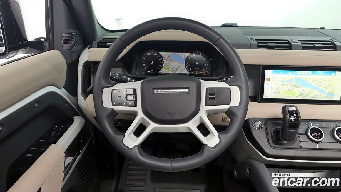 Land Rover Defender 2023