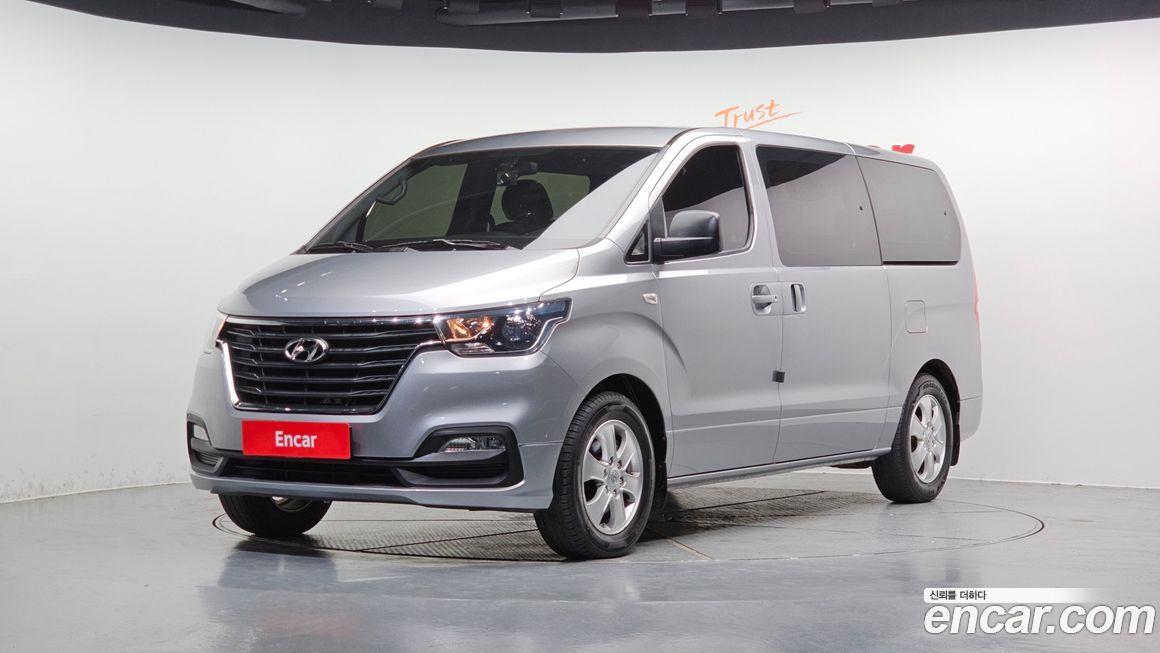Hyundai Starex 2019