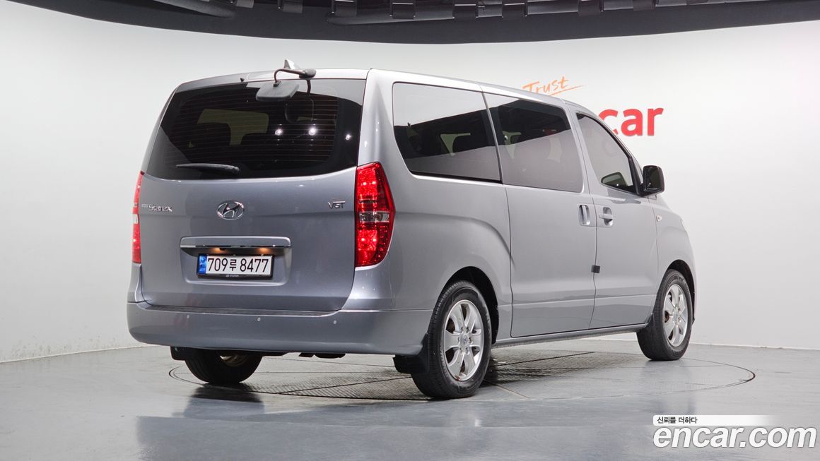 Hyundai Starex 2019
