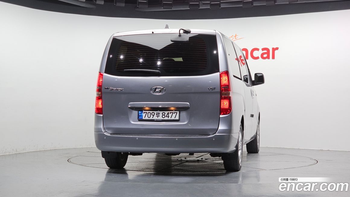 Hyundai Starex 2019