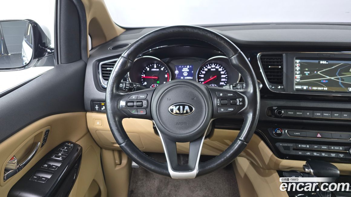 Kia Canival 2018