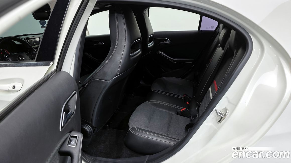 Mercedes-Benz A-Class 2014