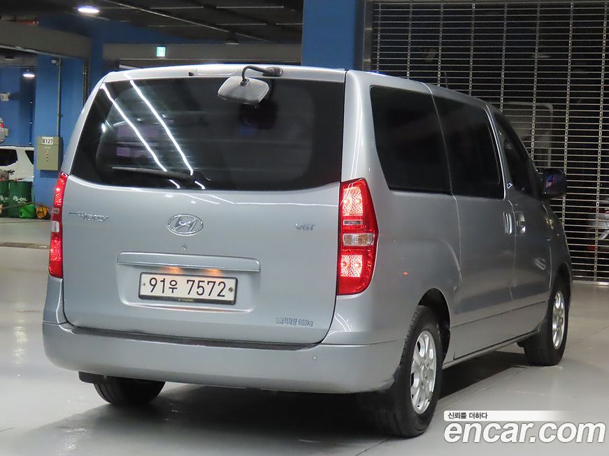 Hyundai Starex 2016
