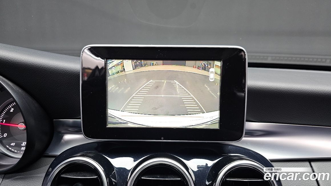 Mercedes-Benz C-Class 2016