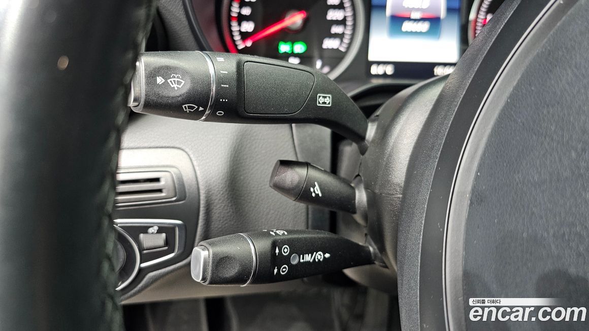 Mercedes-Benz C-Class 2016