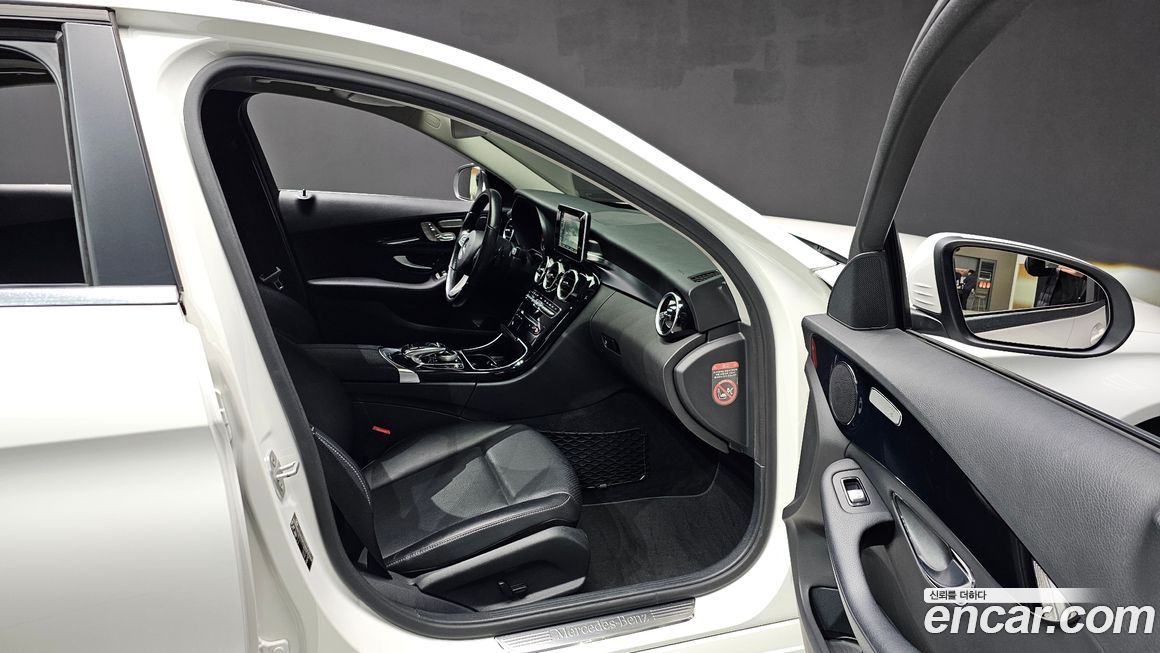 Mercedes-Benz C-Class 2016