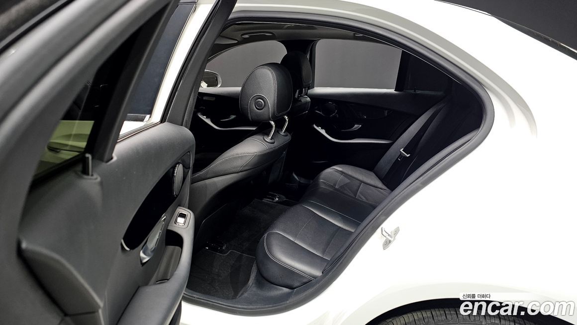 Mercedes-Benz C-Class 2016