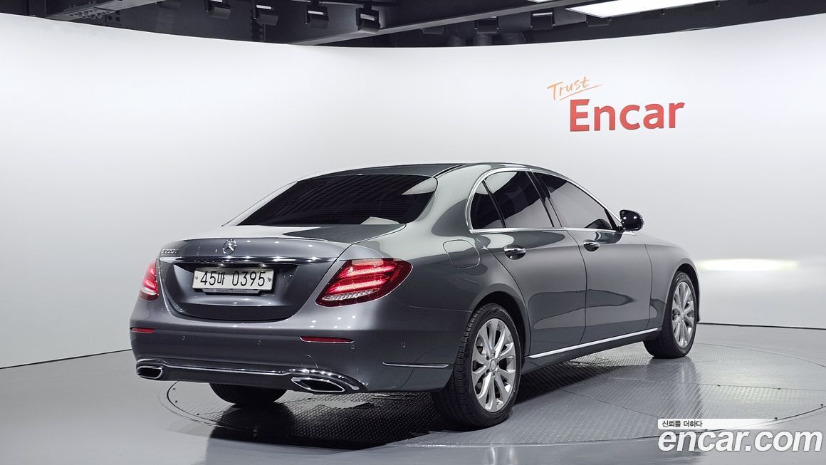 Mercedes-Benz E-Class 2017