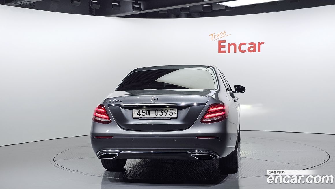 Mercedes-Benz E-Class 2017