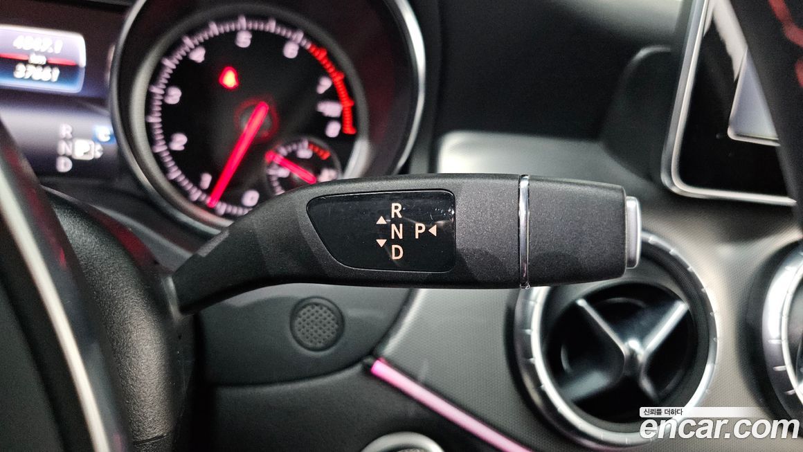 Mercedes-Benz CLA-Class 2018