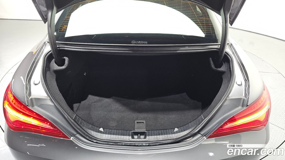 Mercedes-Benz CLA-Class 2018