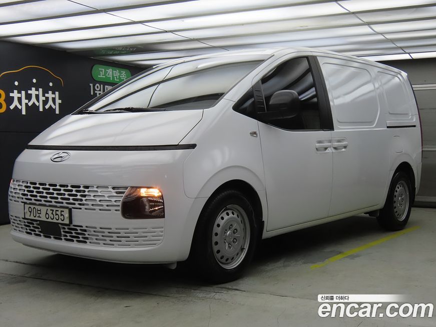 Hyundai Staria 2022