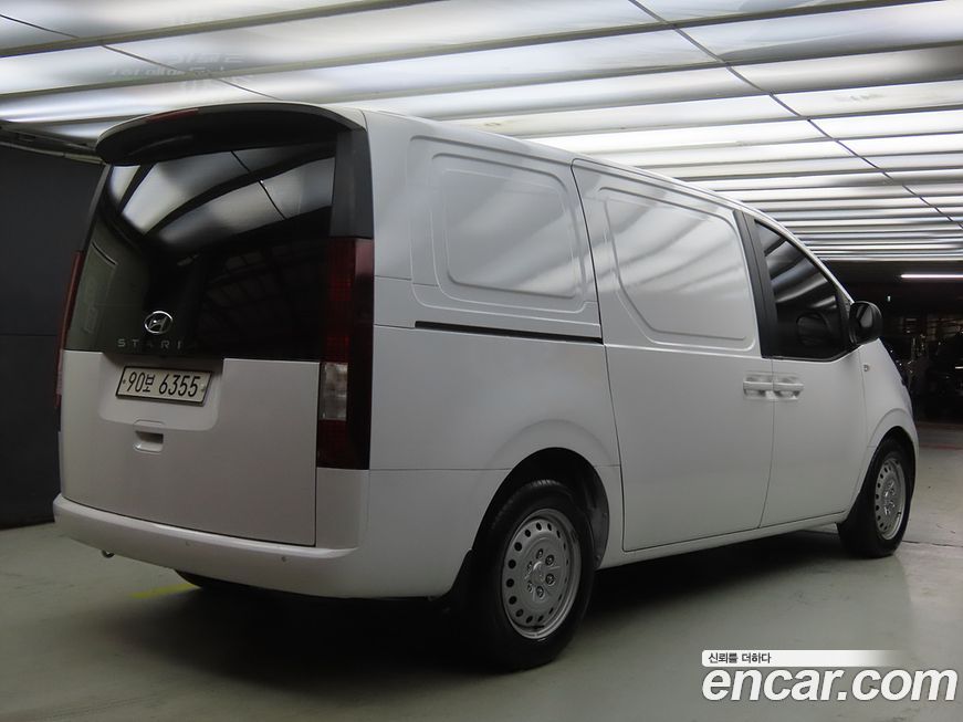 Hyundai Staria 2022