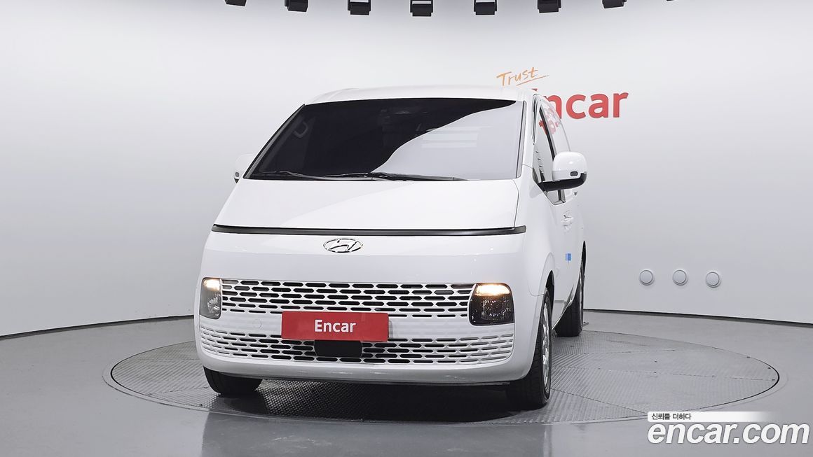Hyundai Staria 2022