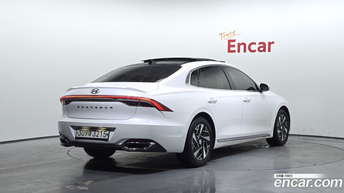 Hyundai Grandeur 2020