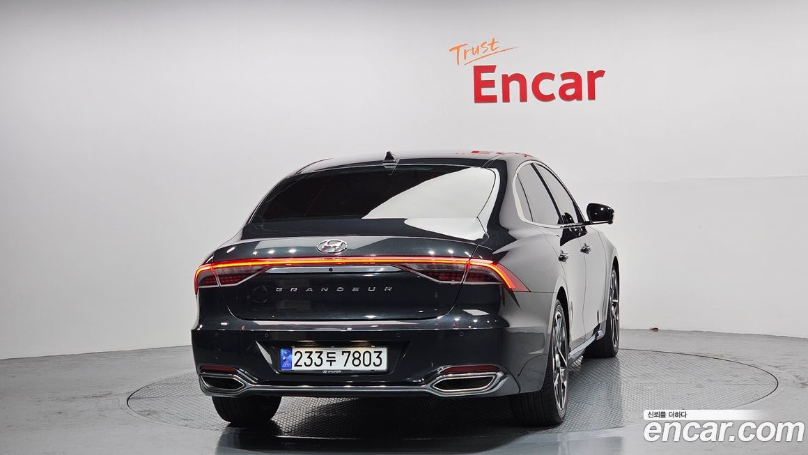 Hyundai Grandeur 2020