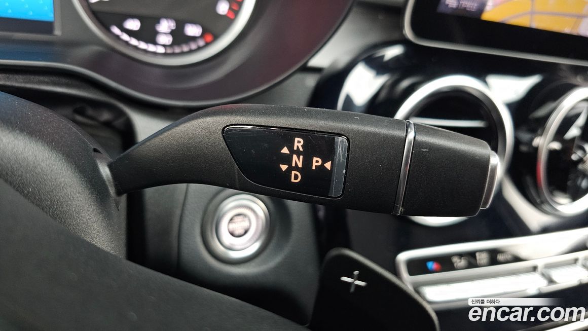 Mercedes-Benz C-Class 2019